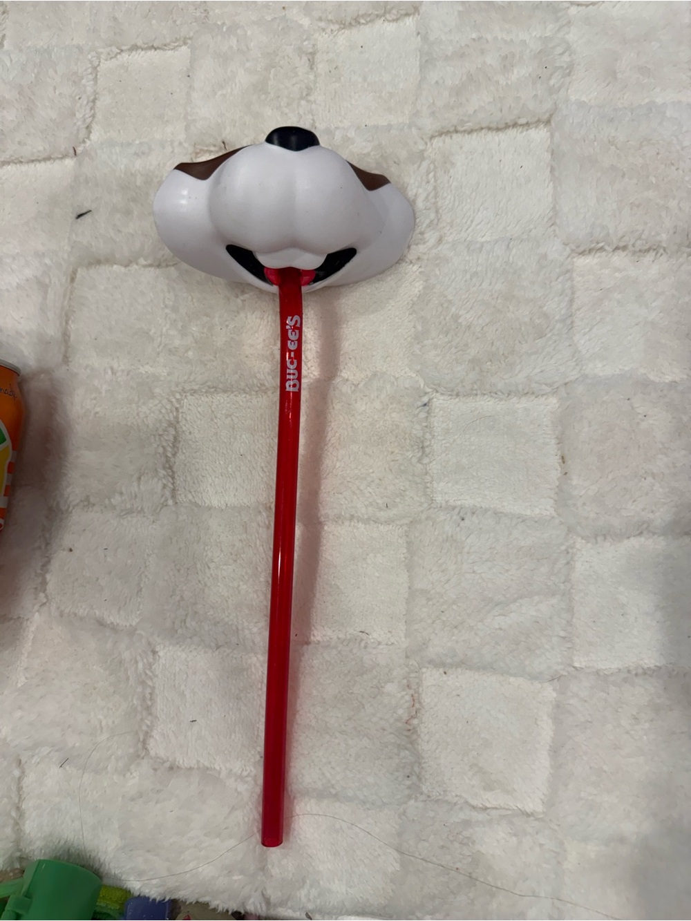 Buc-ee’s  Character Straw - White & Red